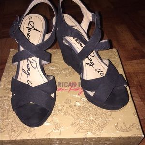 American Rag black wedges